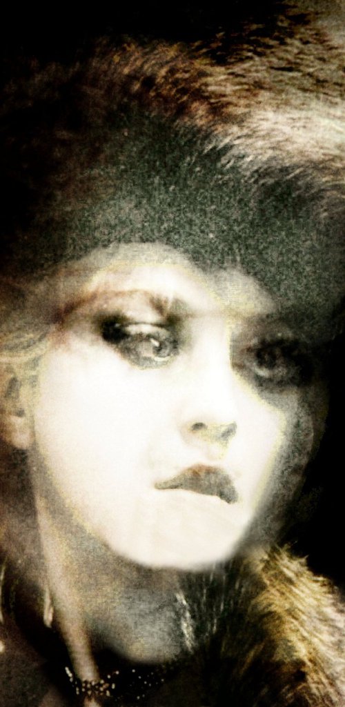 Mrs White......... by PHILIPPE BERTHIER