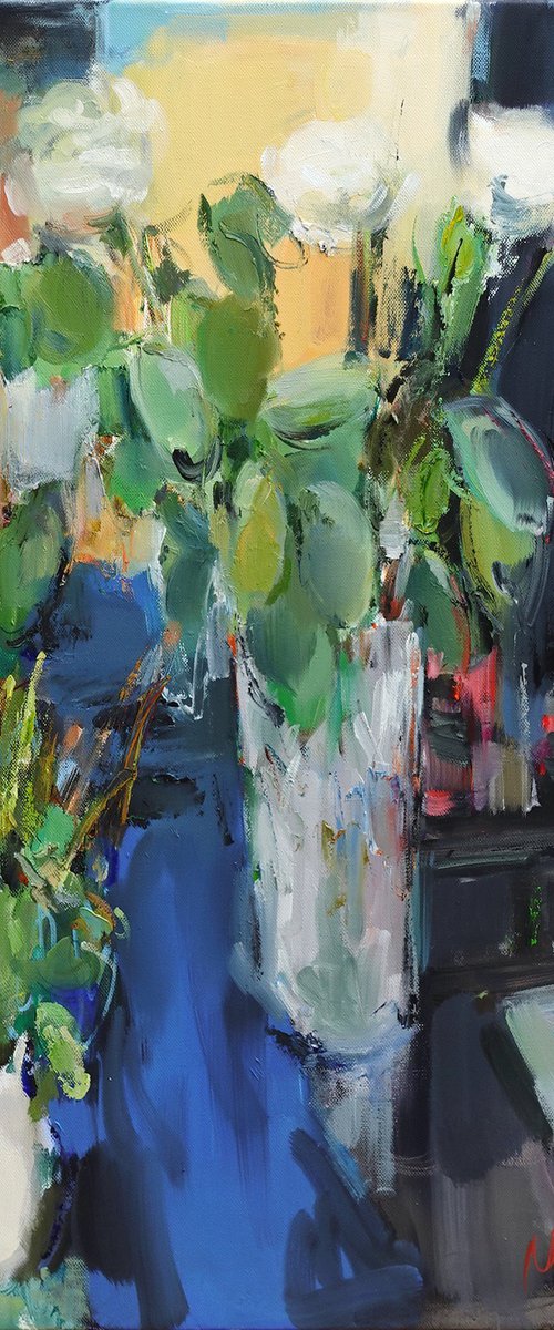 White roses by Nelina Trubach-Moshnikova